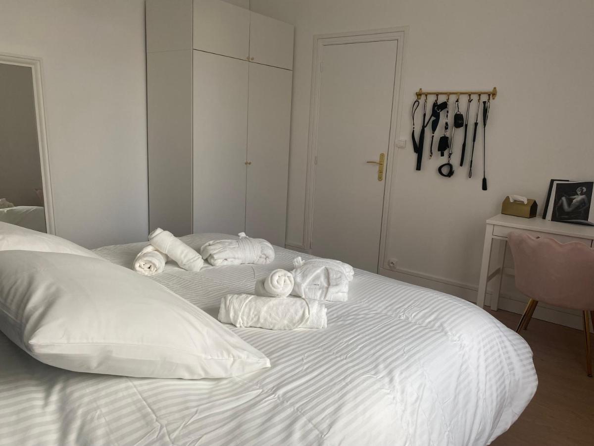 Escapade Romantique: Sauna Et Moments De Plaisir Rouen Exteriér fotografie